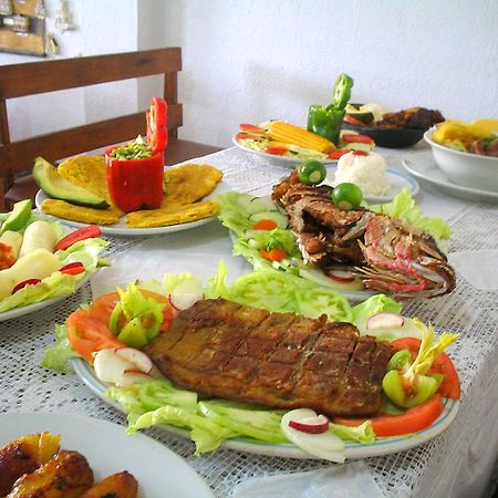 Hotel Casa Vieja Santa Marta Dış mekan fotoğraf