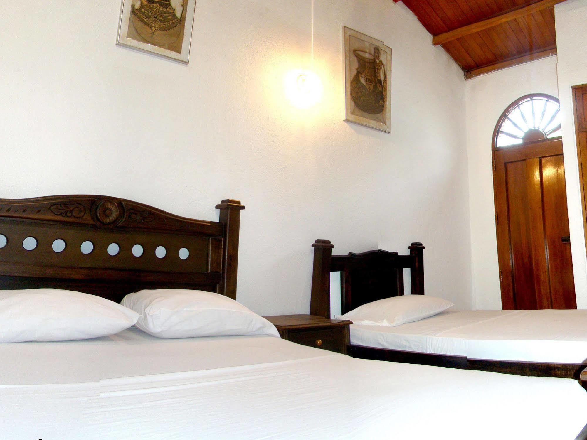 Hotel Casa Vieja Santa Marta Dış mekan fotoğraf